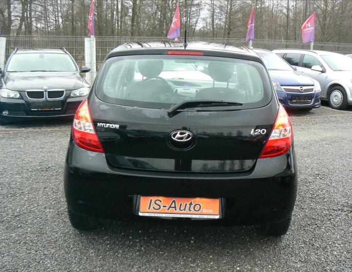 Hyundai i20 6
