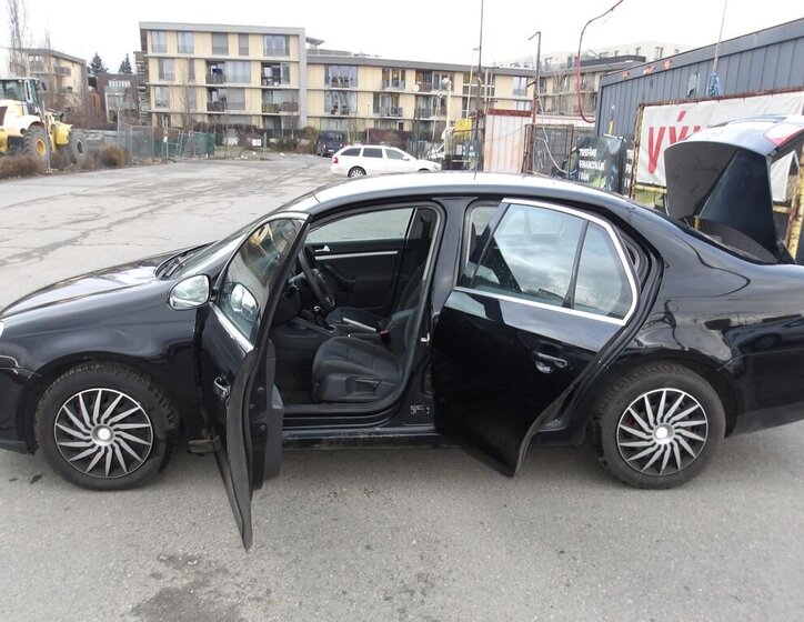 Volkswagen Jetta Sedan 1,9 l 77 kw