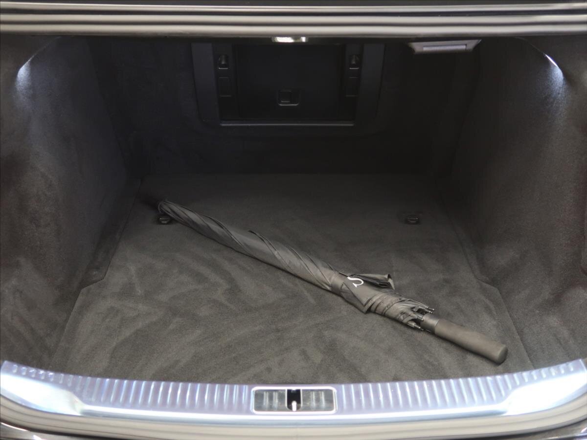 Mercedes-Benz Třídy S Sedan / Limuzína 3,0 l 230 kw