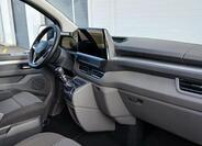 Volkswagen Caravelle 11