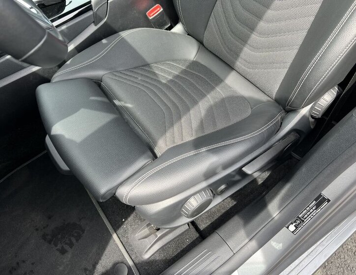 Mercedes-Benz CLA Sedan / Limuzína 1,3 l 118 kw