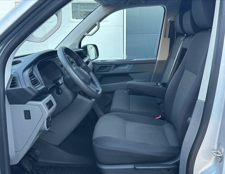 Volkswagen Transporter Skříň 2,0 l 110 kw