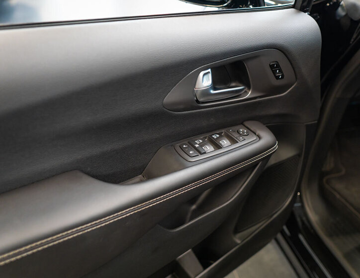 Chrysler Pacifica MPV 3,6 l 221 kw