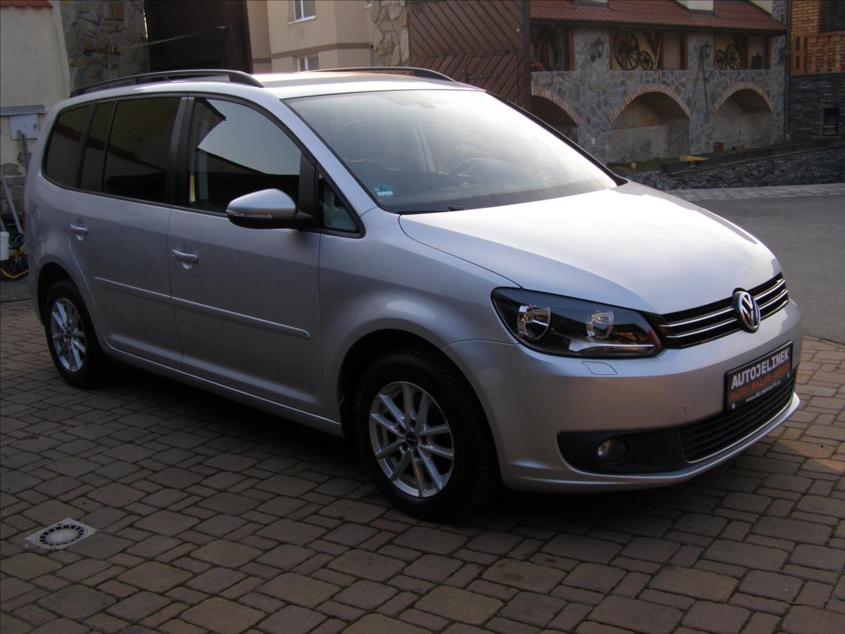 Volkswagen Touran MPV 1,2 l 77 kw