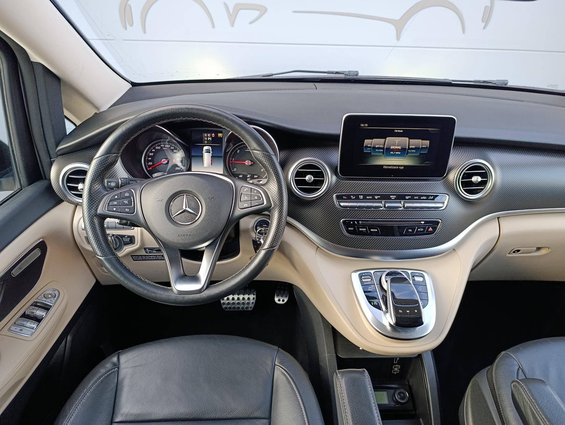 Mercedes-Benz Třídy V Kombi 2,1 l 140 kw