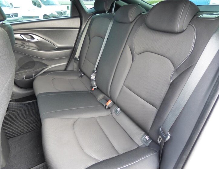 Hyundai i30 Liftback 1,6 l 100 kw