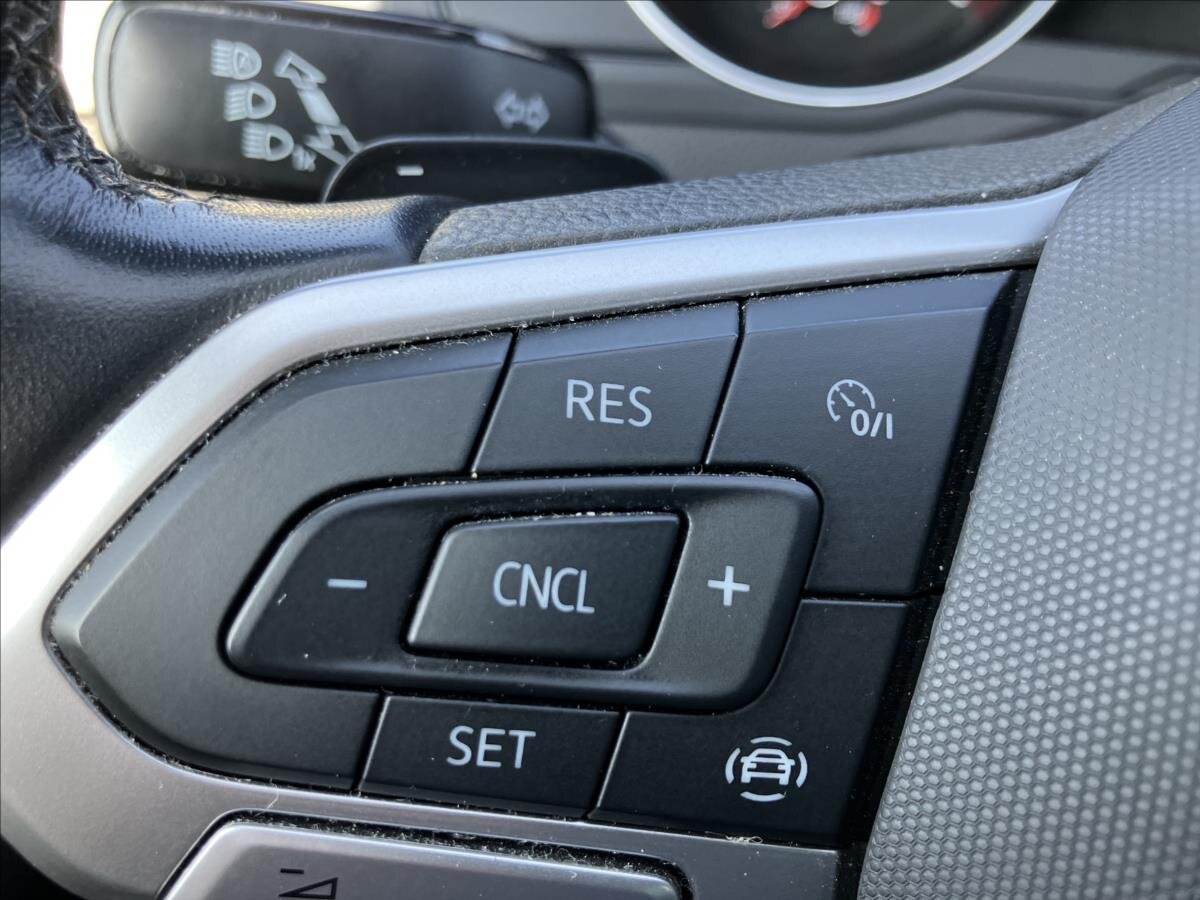 Volkswagen Passat Kombi 2,0 l 90 kw