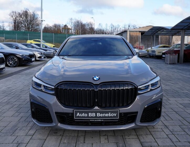 BMW Řada 7 1