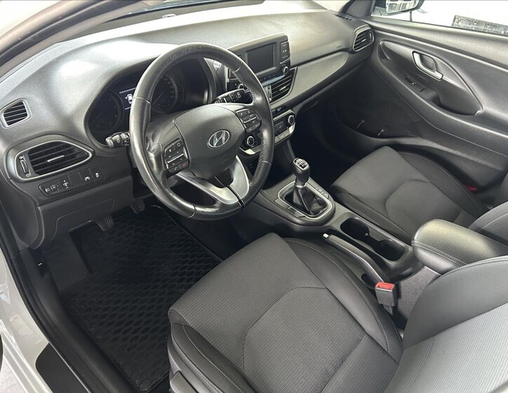 Hyundai i30 Kombi 998,0 88 kw