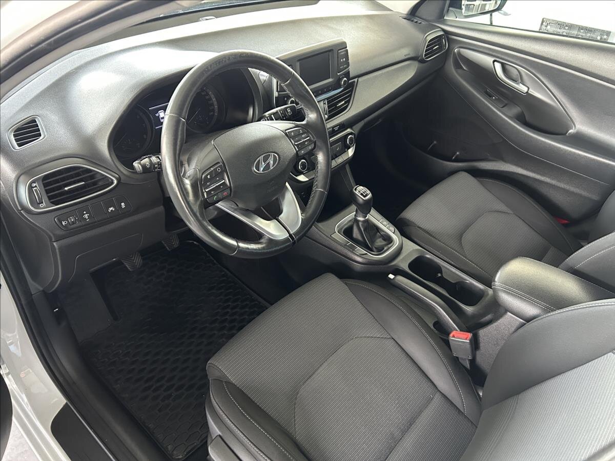 Hyundai i30 Kombi 998,0 88 kw
