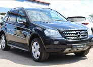 Mercedes-Benz Třídy M SUV / Terénní 3,0 l 165 kw