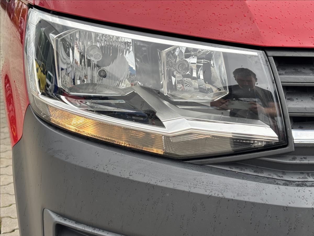 Volkswagen Transporter Skříň 2,0 l 75 kw