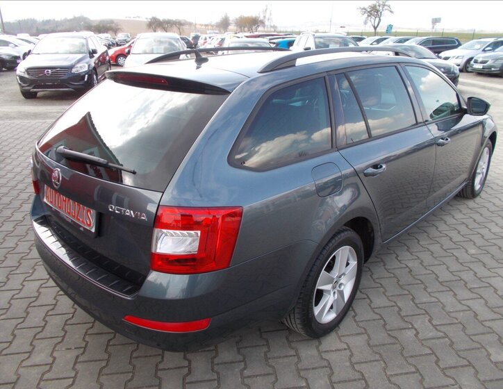 Škoda Octavia Kombi 2,0 l 110 kw