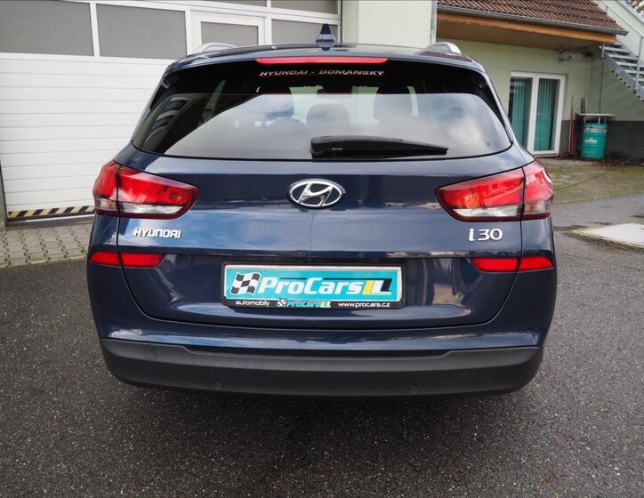 Hyundai i30 Kombi 1,4 l 103 kw