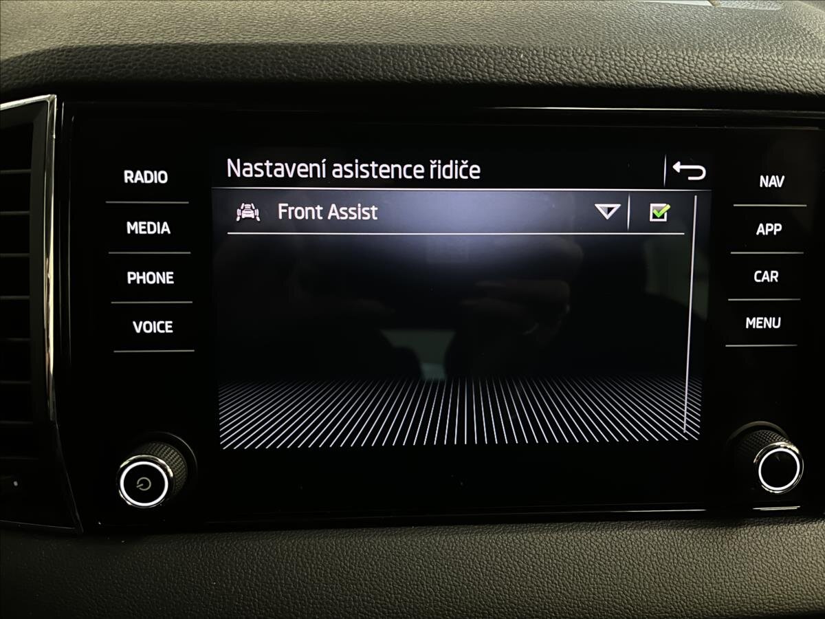 Škoda Karoq SUV 1,5 l 110 kw