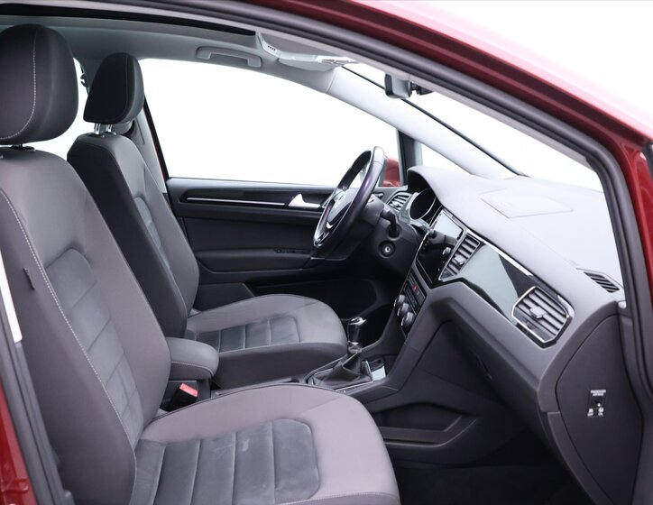 Volkswagen Golf Sportsvan 11