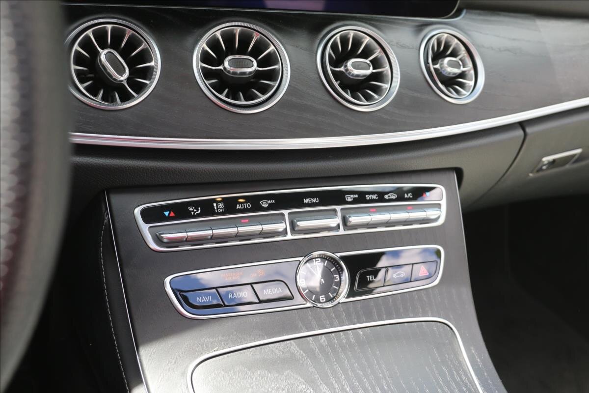 Mercedes-Benz Třídy E Kupé 2,9 l 250 kw