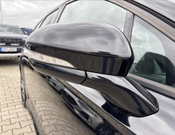 Ford Mondeo Kombi 2,0 l 140 kw