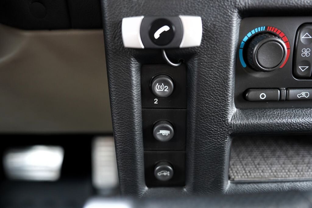 Hummer H2 SUV 6,0 l 232 kw