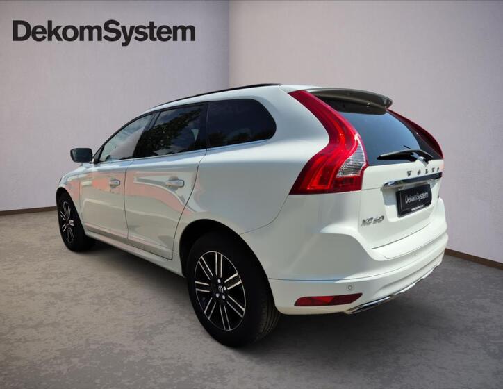Volvo XC60 4