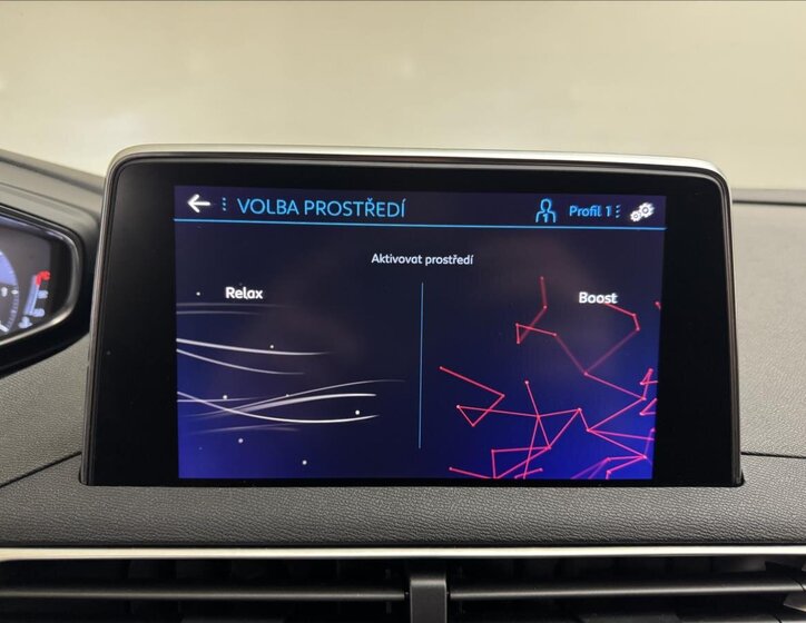 Peugeot 5008 SUV / Terénní 2,0 l 133 kw