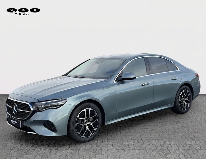Mercedes-Benz Třídy E Sedan / Limuzína 2,0 l 145 kw