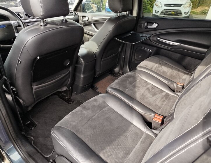 Ford S-MAX MPV 2,0 l 120 kw