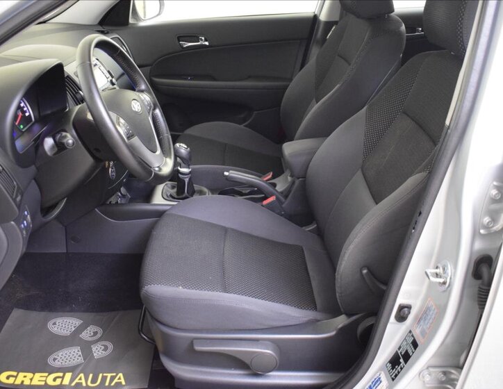 Hyundai i30 Kombi 1,6 l 92 kw