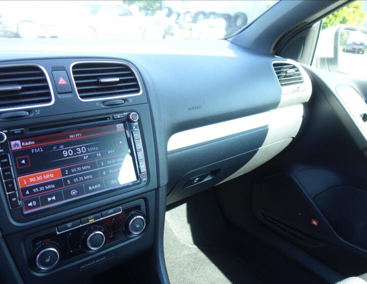 Volkswagen Golf Kabriolet 1,2 l 77 kw