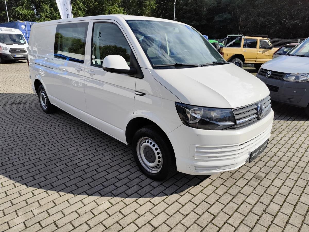 Volkswagen Transporter Kombi 2,0 l 84 kw