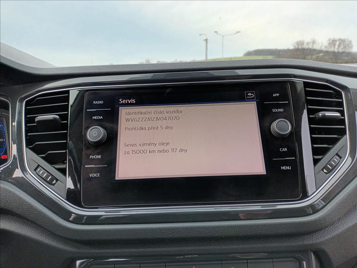 Volkswagen T-Roc SUV / Terénní 1,5 l 110 kw