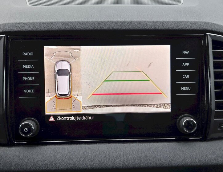 Škoda Karoq SUV 1,5 l 110 kw