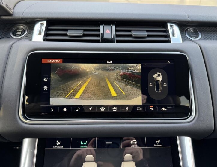 Land Rover Range Rover Sport SUV 3,0 l 221 kw