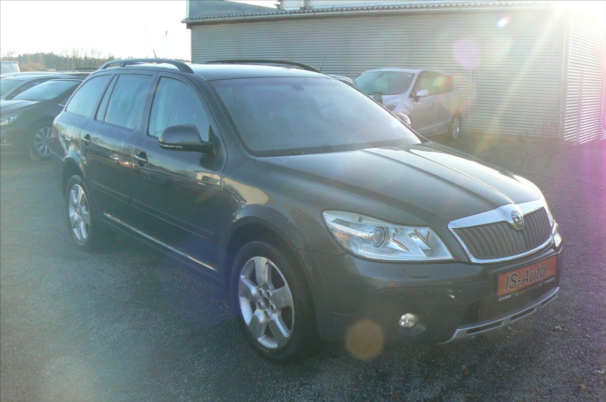 Škoda Octavia Kombi 2,0 l 103 kw
