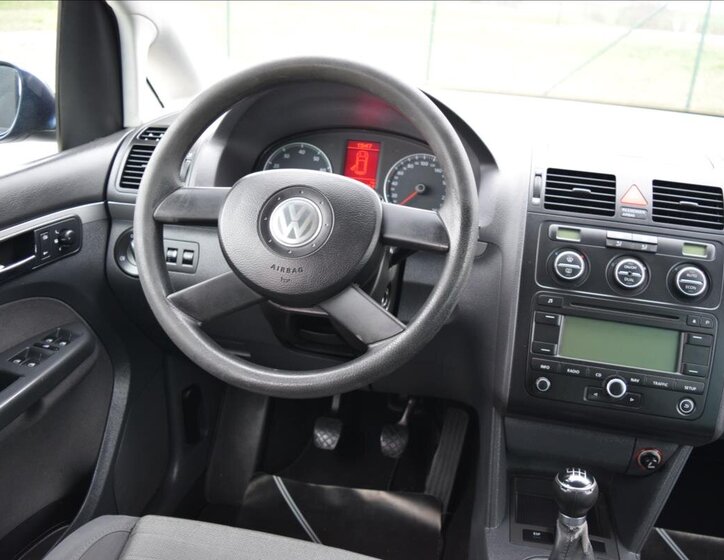 Volkswagen Touran Kombi 1,4 l 103 kw