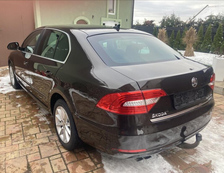 Škoda Superb 27