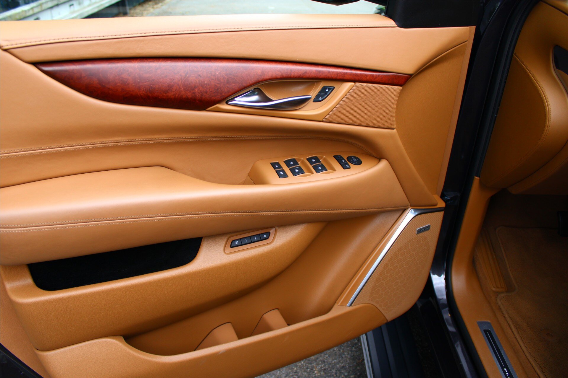 Cadillac Escalade Ostatní 6,2 l 313 kw