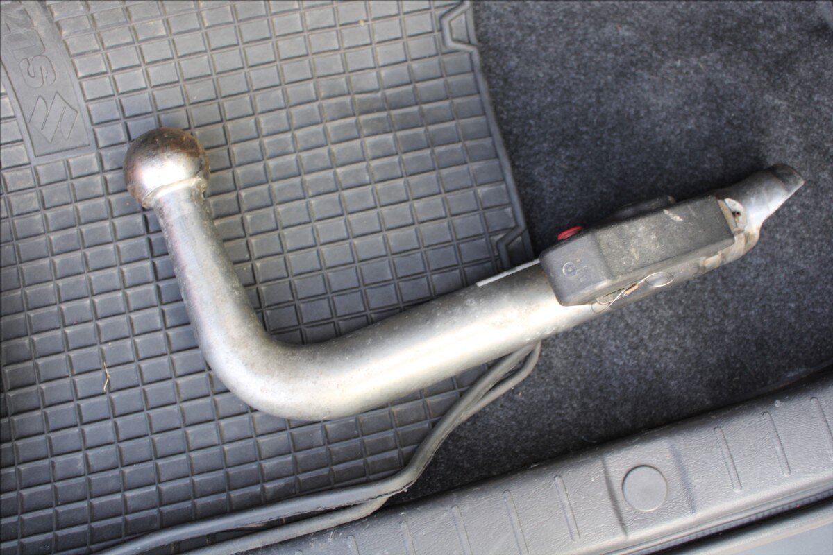 Suzuki Jimny SUV 1,3 l 63 kw