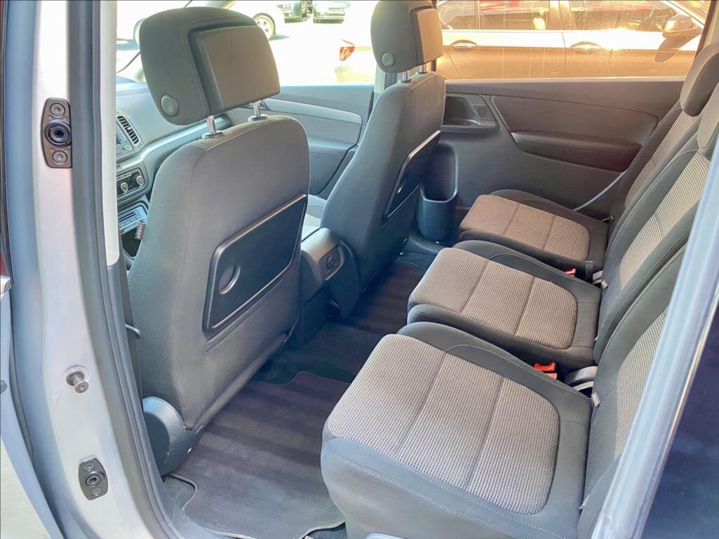 Volkswagen Sharan MPV 2,0 l 103 kw