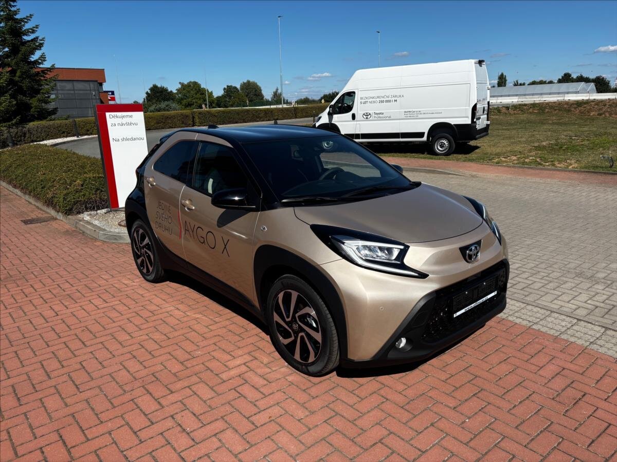 Toyota Aygo Hatchback 998,0 53 kw