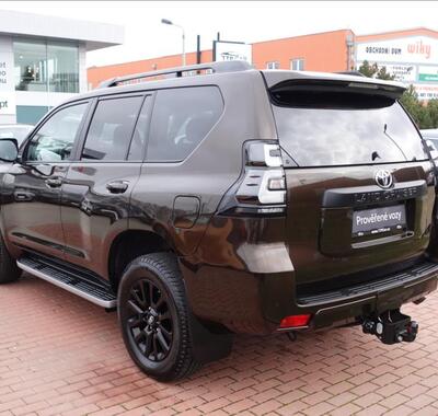 Toyota Land Cruiser 6