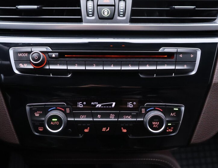 BMW X1 SUV / Terénní 2,0 l 140 kw