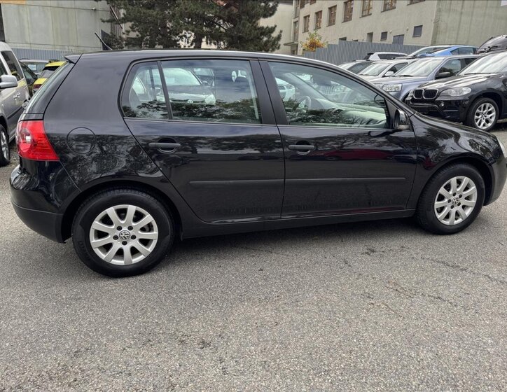 Volkswagen Golf Hatchback 1,6 l 85 kw