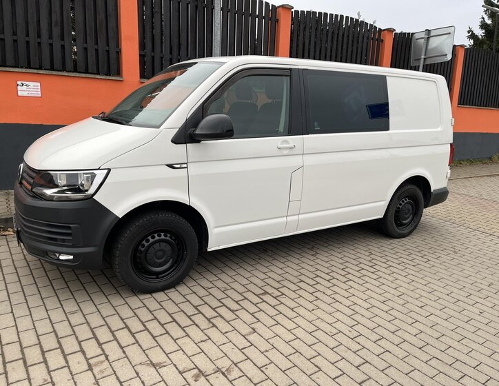 Volkswagen Transporter Kombi 2,0 l 110 kw
