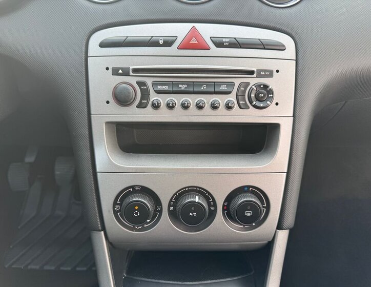 Peugeot 308 Kabriolet 1,6 l 82 kw