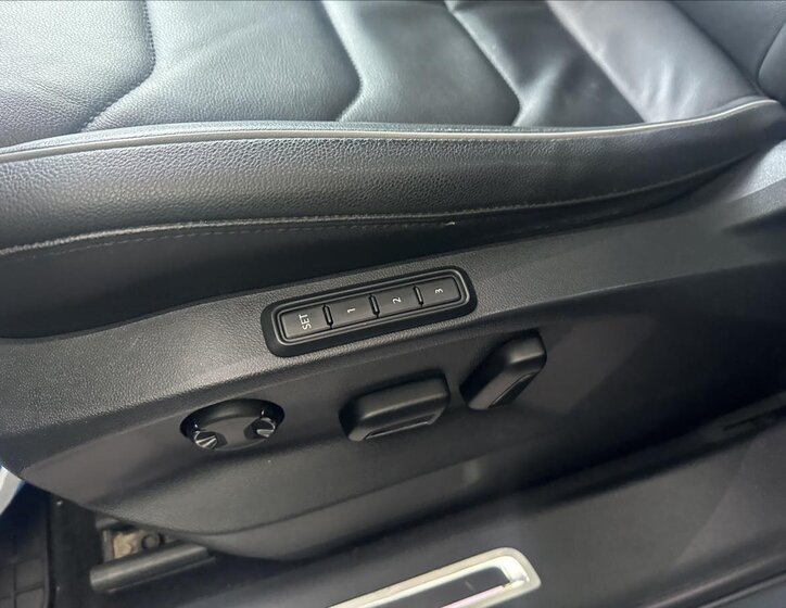 Volkswagen Tiguan SUV 2,0 l 132 kw