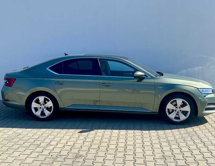 Škoda Superb 8
