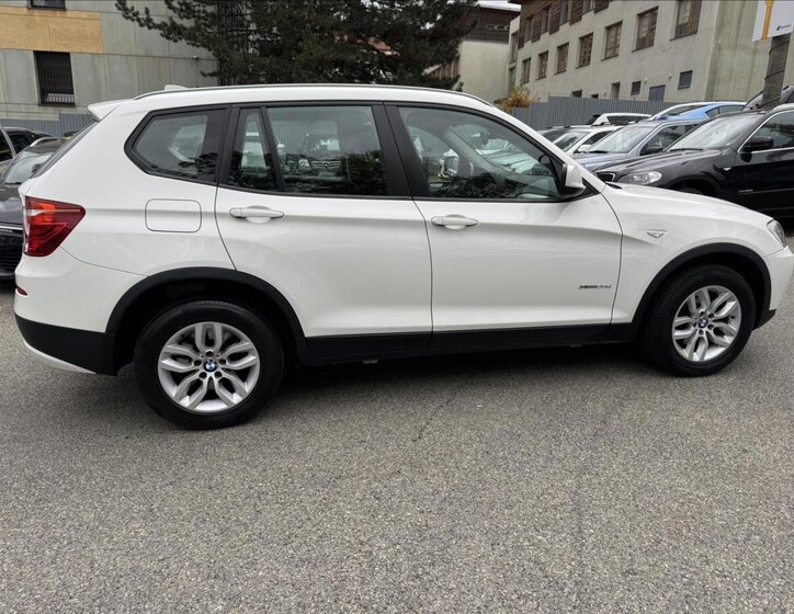 BMW X3 SUV / Terénní 2,0 l 135 kw