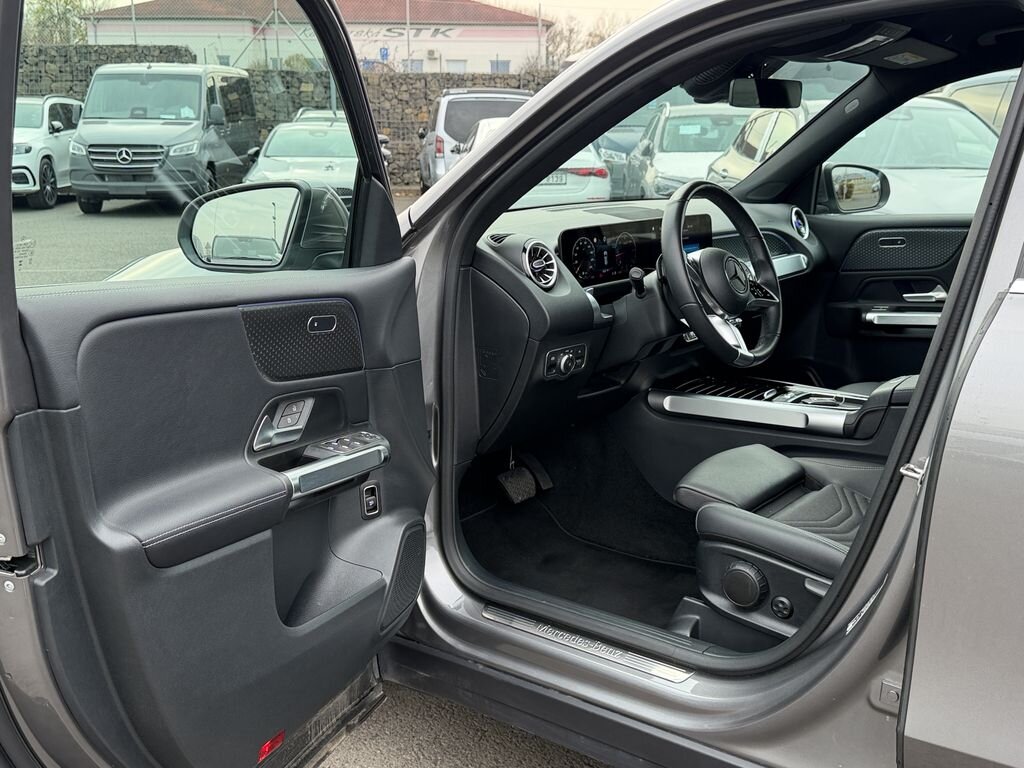 Mercedes-Benz GLB SUV / Terénní 2,0 l 110 kw
