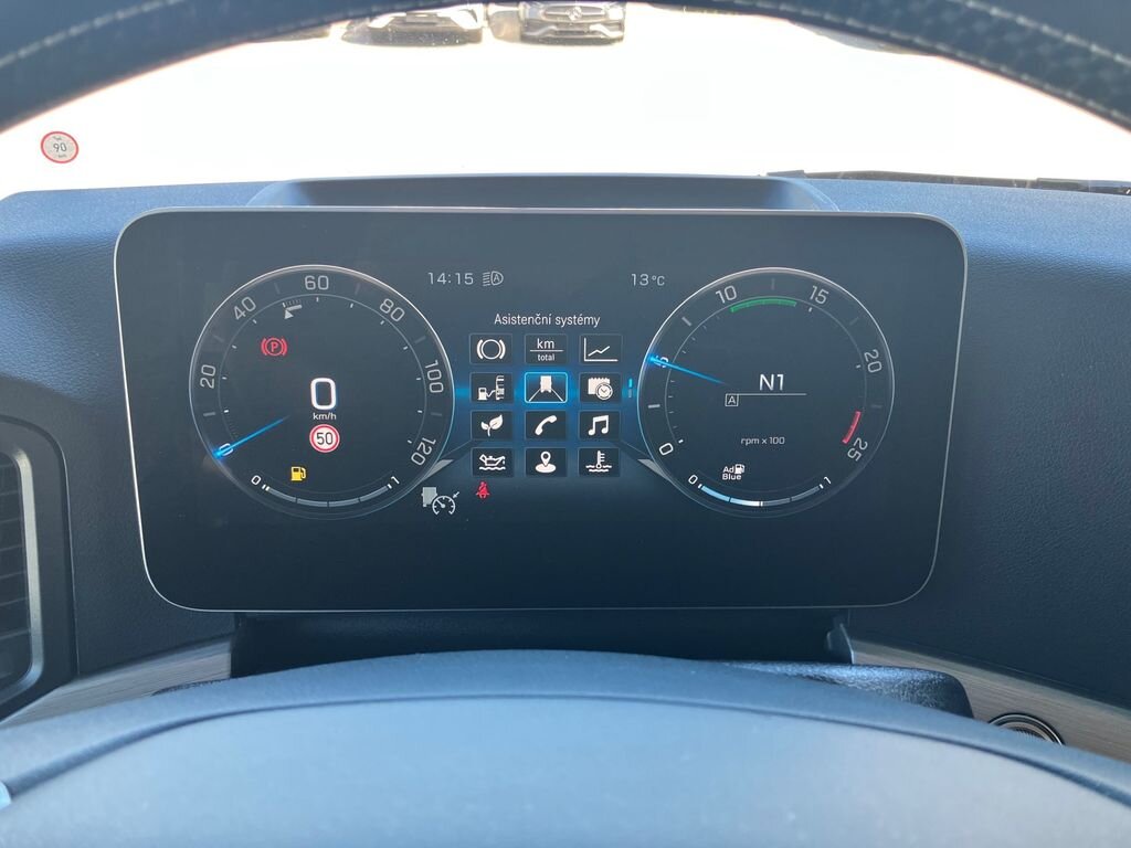 Mercedes-Benz Ostatní Ostatní 12,7 l 350 kw